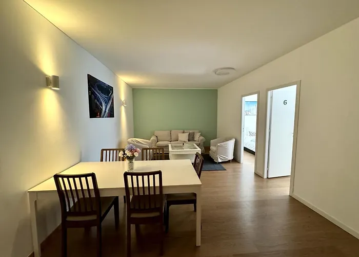 Δωμάτια σε οικογενειακή κατοικία Expo House