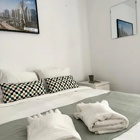 ホームステイ Expo House リスボン