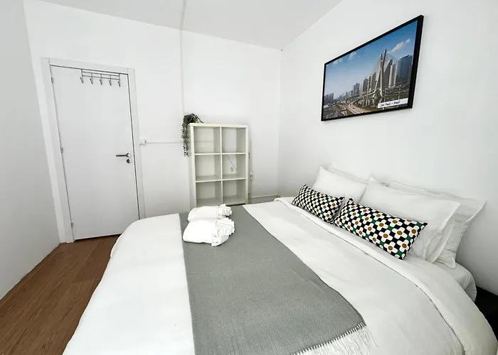 Expo House *